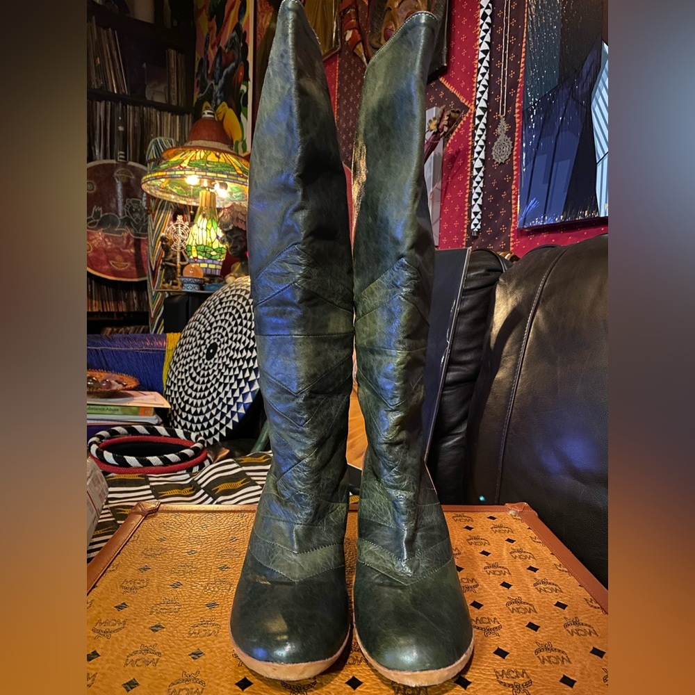 J Shoes ‘Babette’ Leather Boots, size 9 - Picture 2 of 7